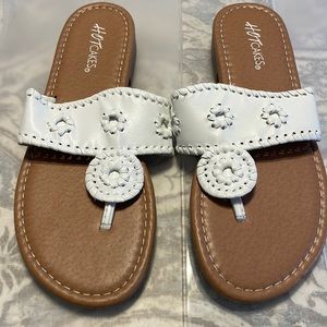 Hot Cakes Flat Sandals